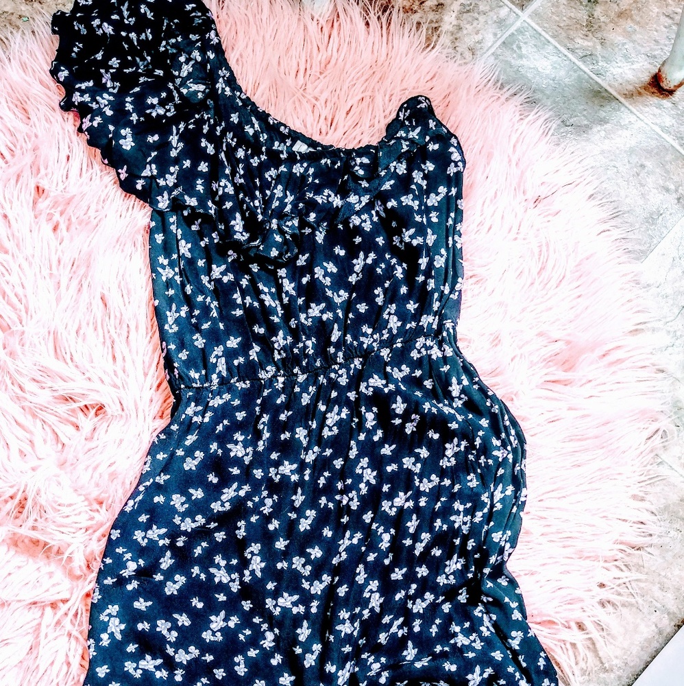 Altard state one shoulder dress